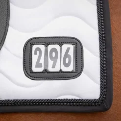 QHP Tapis de selle Numéro><noscript><img data-lazyloaded=